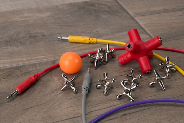 Hosa GMM-105 Knucklebone Adapter 3.5mm, 2-to-5 Signal Splitter