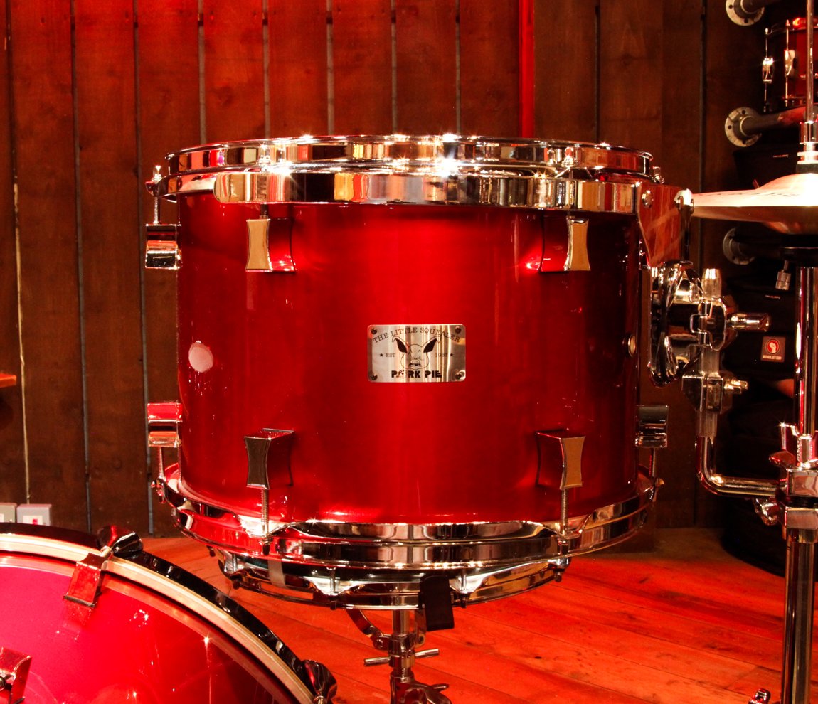 Pork Pie Drum Kit Little Squealer,Fire Red, 6 pieces 50/50 Mahogany/Birch Wood, w/Cases