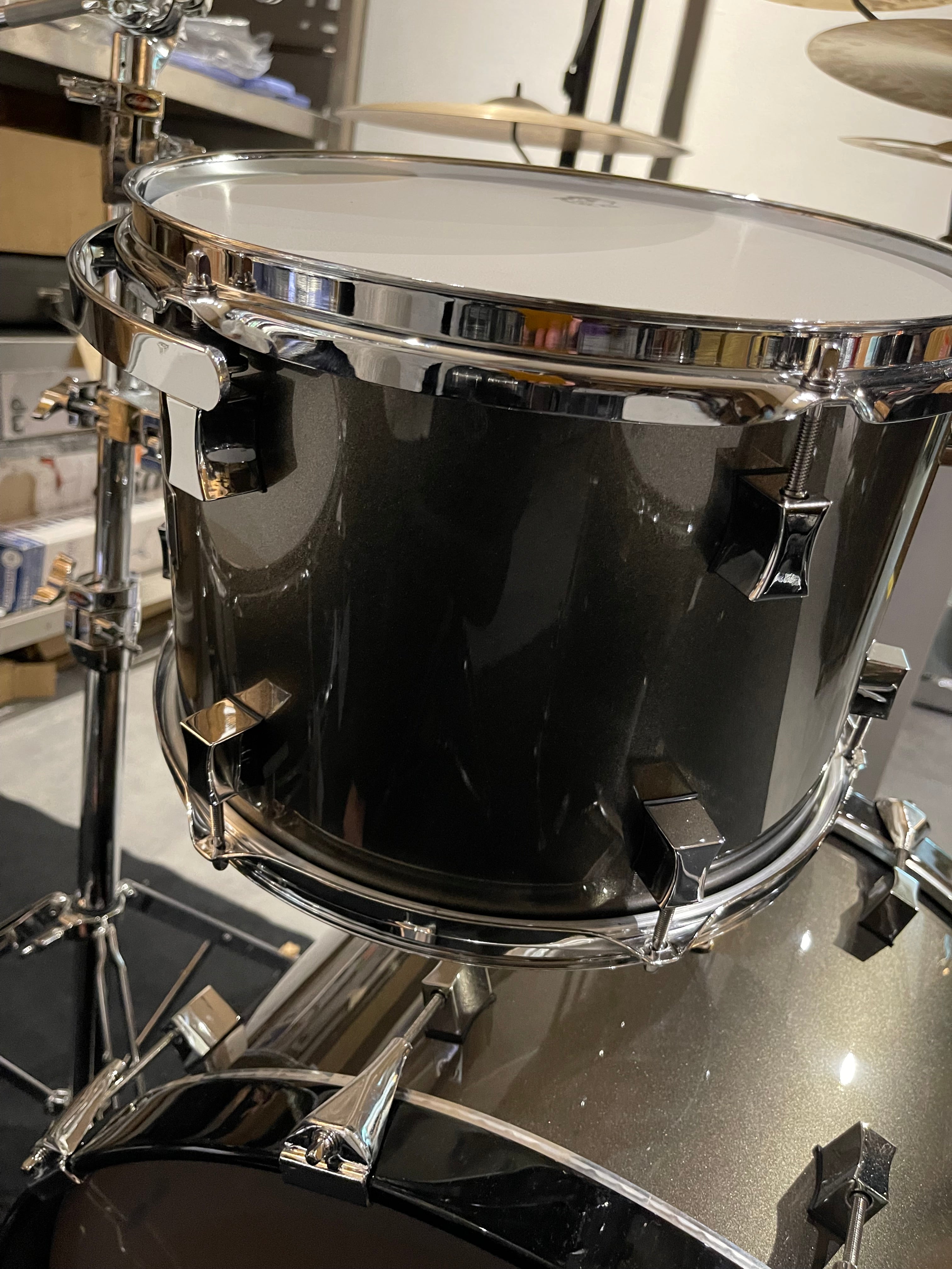 PorkPie Drum Kit, Little Squealer Pewter Metallic 5 pieces Kit , 50/50 Mahogany/Birch Woodw/Cases