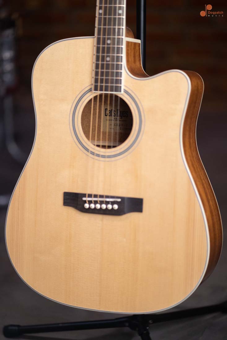 Tokai Cat's Eyes Acoustic Cutaway Guitar CE25C-N, Natural Colour w/Gig Bag
