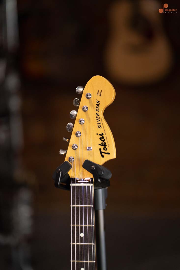 Tokai AJM140, Electric Guitar, 2 Pieces Alder, Jazz Master, Yellow Sunburst (YSB), with Hard Shell Case