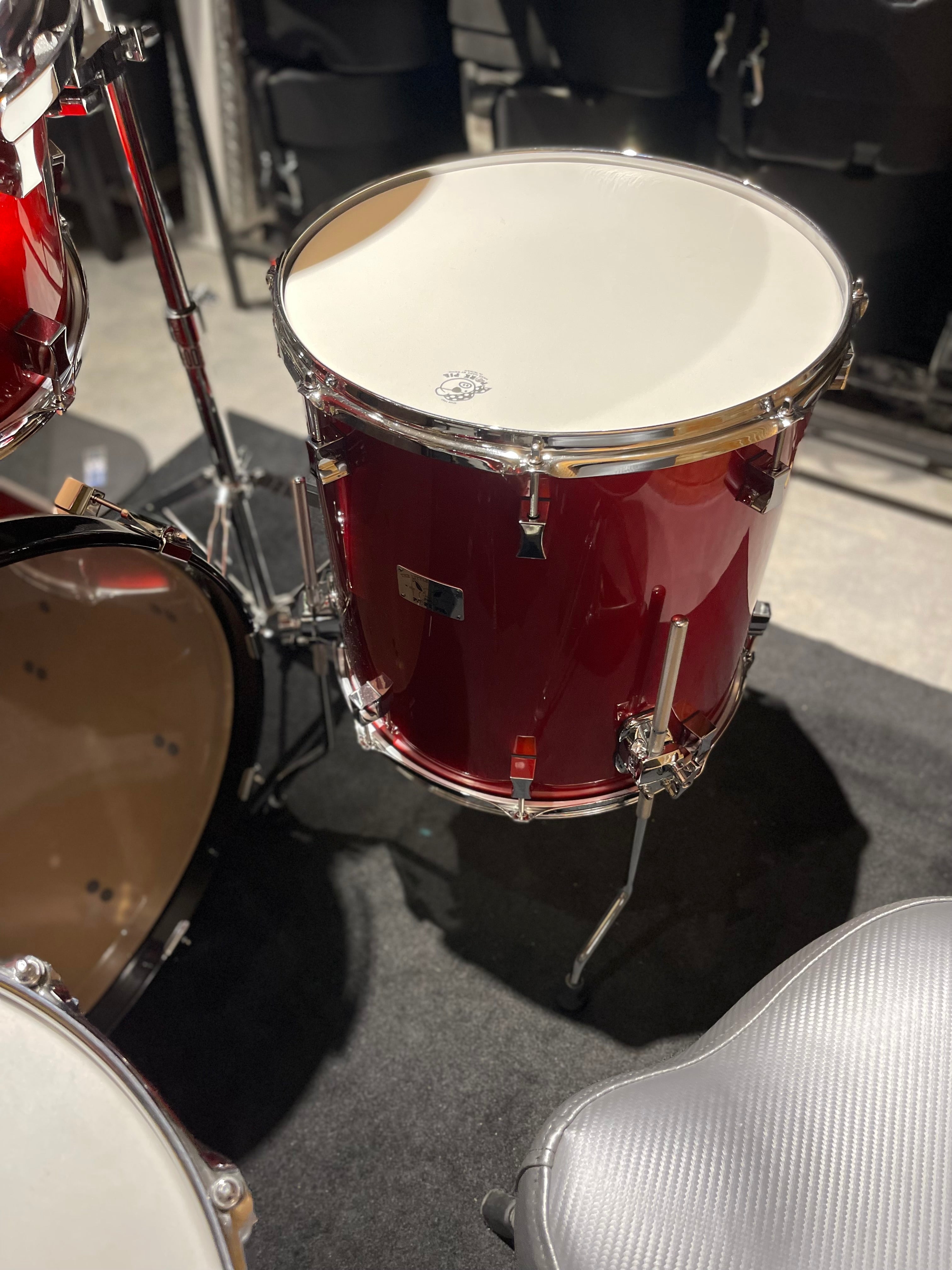 Pork Pie Drum Kit Little Squealer,Fire Red, 6 pieces 50/50 Mahogany/Birch Wood, w/Cases