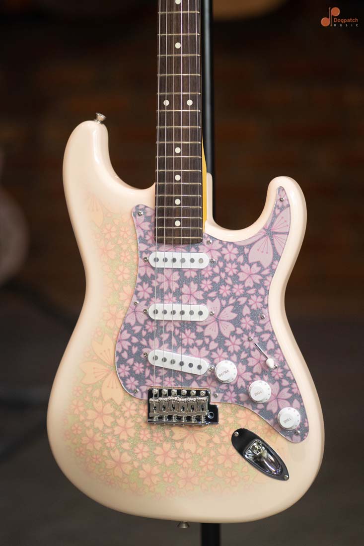 Tokai AST126 SKR-R Prototype Limited Edition, Sakura Pale Pink, Strat Body & with Vintage Hard Shell Tweed Case