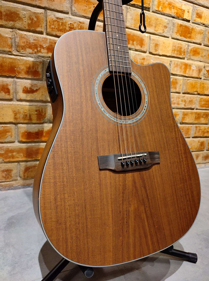 Tokai Cat's Eyes CE62-EA, KOA, Acoustic/Electric Guitar, Dreadnought Body w/Fishman Presys+ 201 PreAmp and Gig Bag