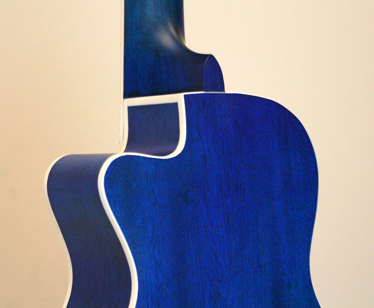 Amahi UK 205EQ, Dark Blue Mahogany Ukulele - Concert Size with Gig Bag