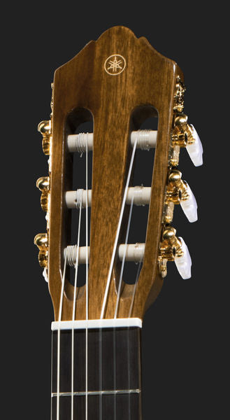 Yamaha C-70 II, 4/4, 6 Strings Nylon Classical Guitar, Natural