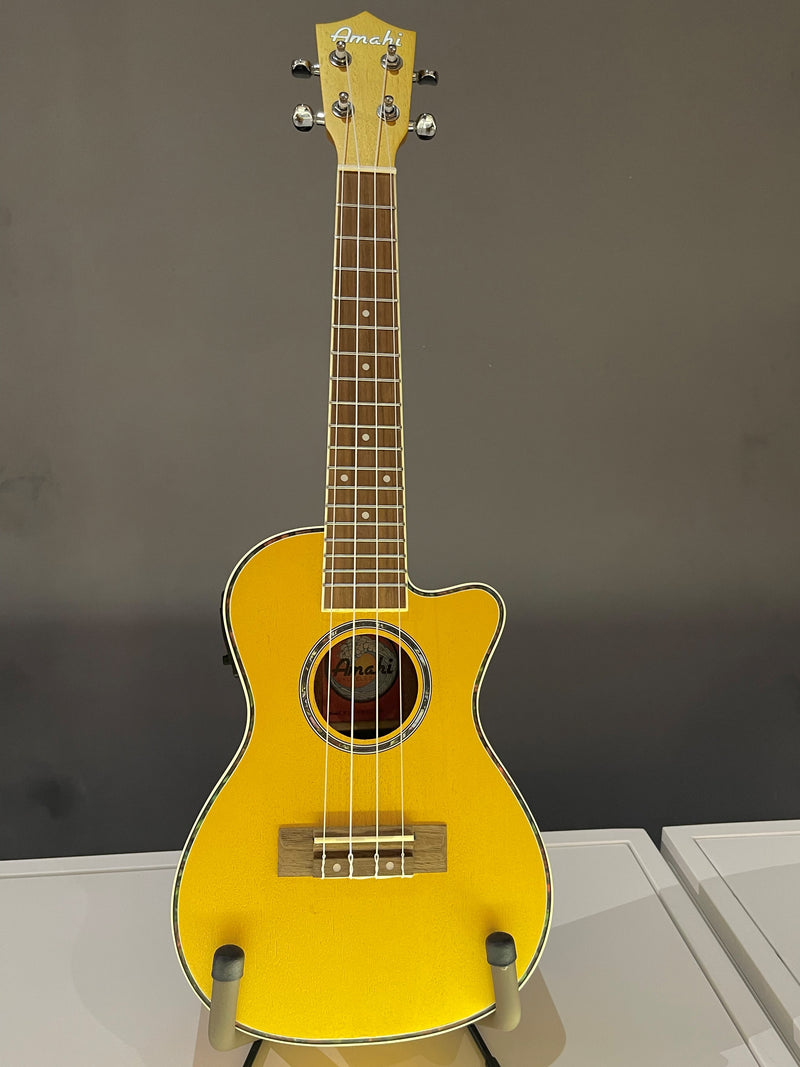 Amahi UK 205EQ, Tan Natural, Mahogany Ukulele - Concert Size with Gig Bag