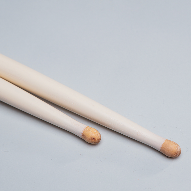 Vic Firth Signature Series, 5A Buddy Rich, Jazz Drum Sticks, Hickory, Wood Tip