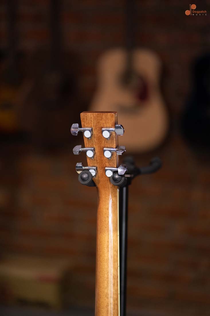Tokai Cat's Eyes  Acoustic Guitar CE25T-CS, Cherry Sunburst w/Gig Bag