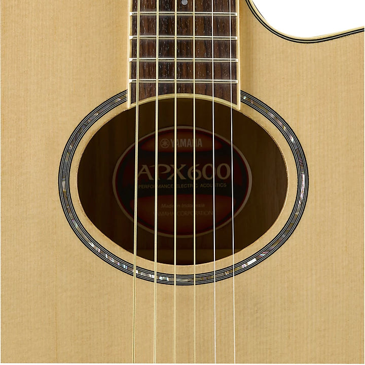 Yamaha APX600 Acoustic/Electric Guitar, Thin-line Cutaway - Natural