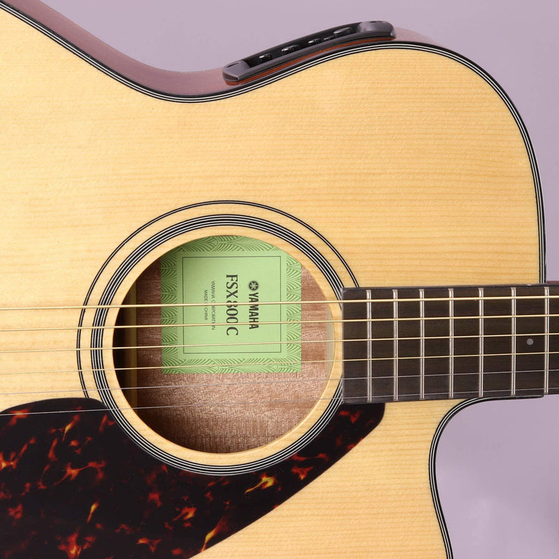 Yamaha FSX800C Concert Small Body Cutaway, Acoustic/Electric Guitar, Natural